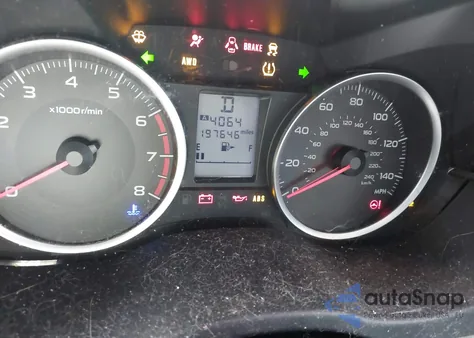 2015 Subaru Forester 2.5I Premium z USA, uszkodzony, nr VIN JF2SJADC2FH496351